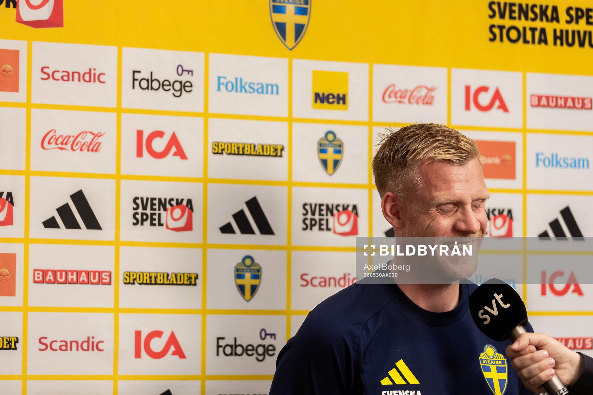 Goalkeeper coach Linus Kandolin of the Swedish national