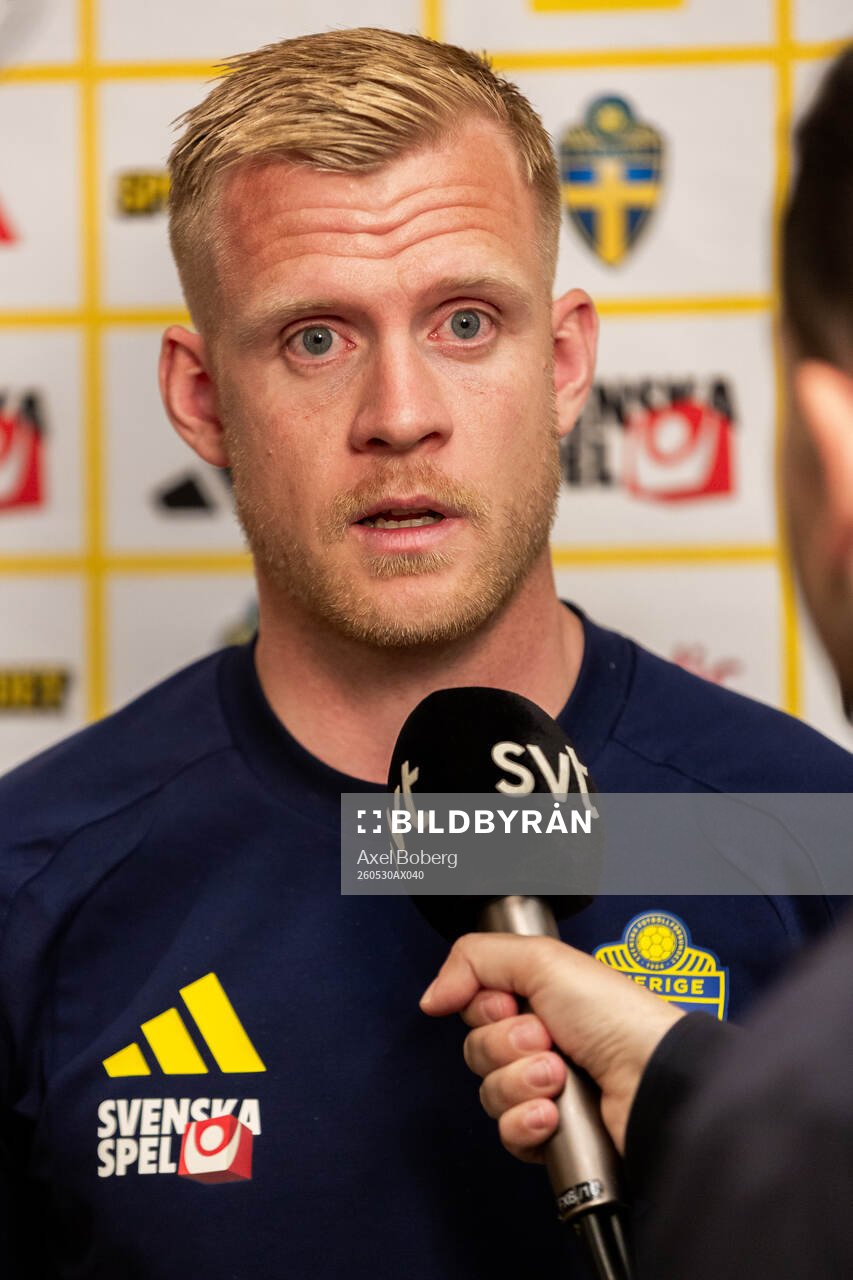 Goalkeeper coach Linus Kandolin of the Swedish national