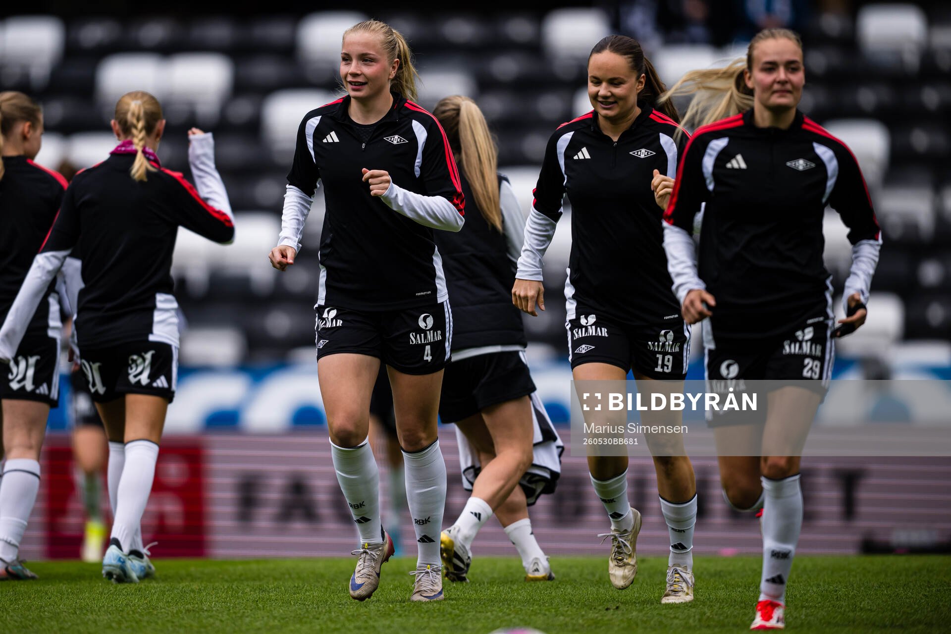 Synne Aunehaugen and Rebecka Wanvik Holum of Rosenborg