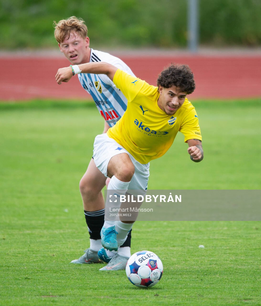 IFK Malmös Robin Ottosson och IFK Hässleholms Fabian