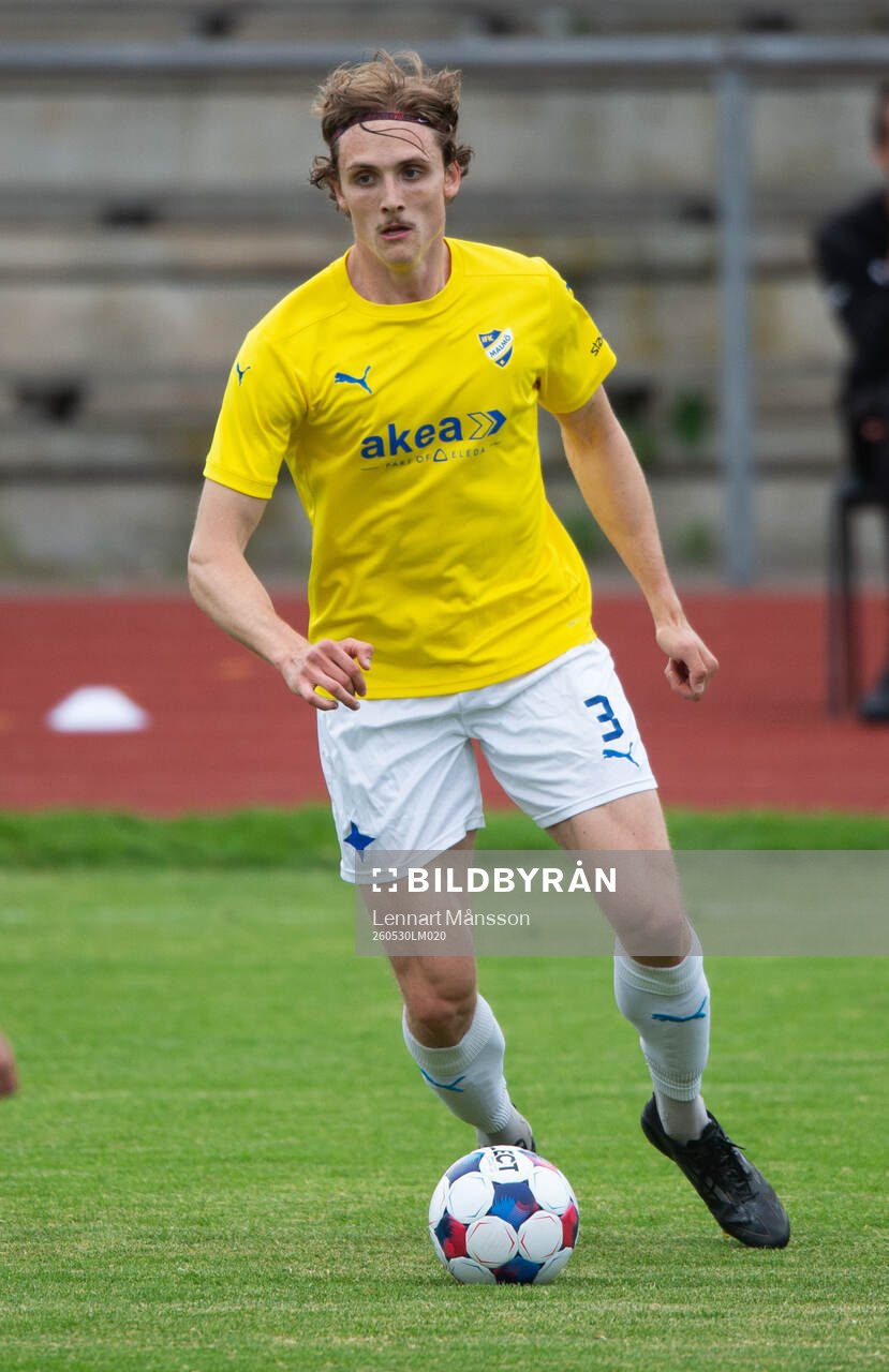 IFK Malmös Petrus Siljedahl i matchen i division 3 mellan
