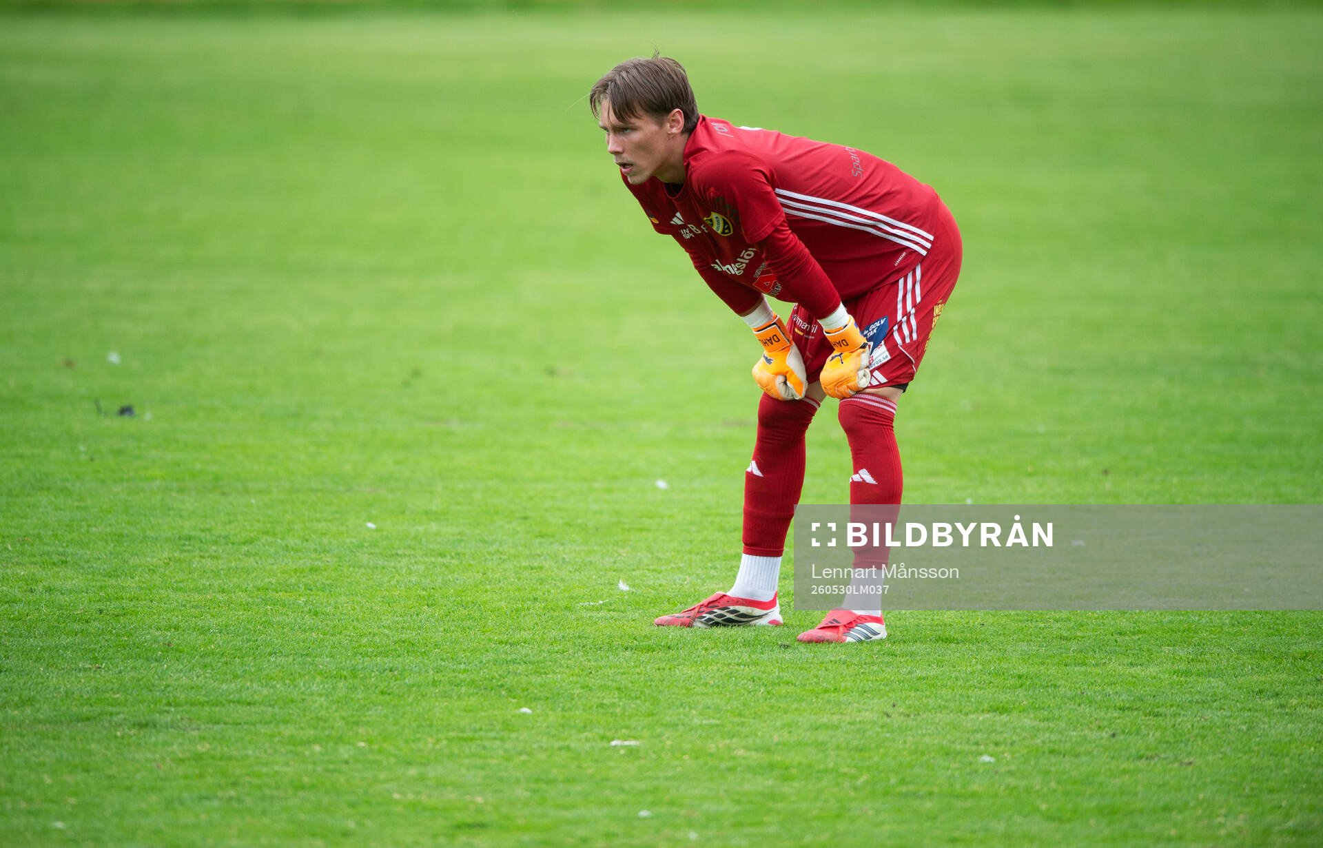 IFK Hässleholms Felix Persson i matchen i division 3