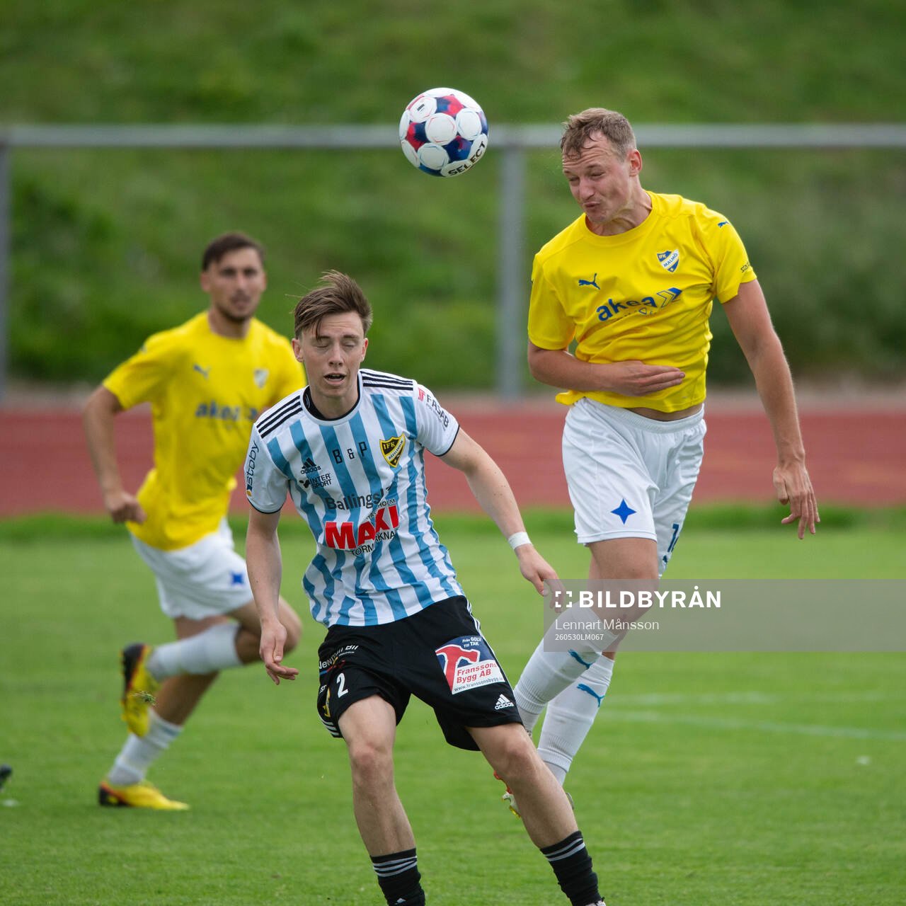 IFK Hässleholms Gustav Persson i matchen i division 3
