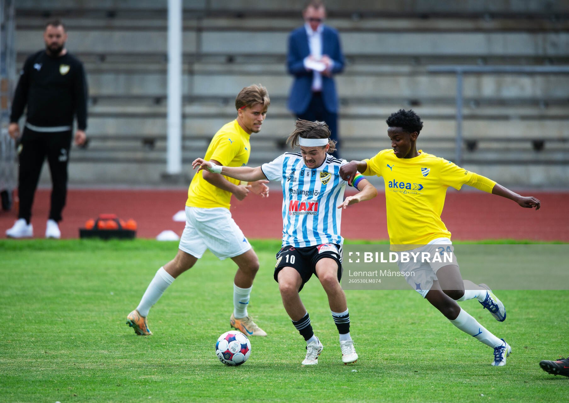 IFK Hässleholms Gustaf Winroth i matchen i division 3