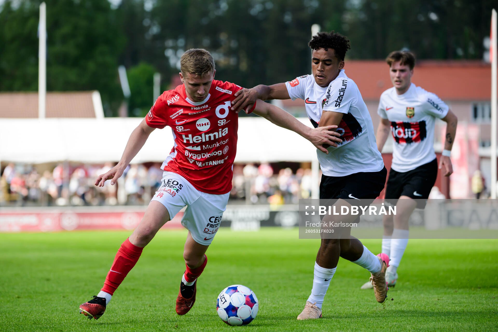 Degerfors Ludvig Fritzson och Brommapojkarnas Sion Oppong