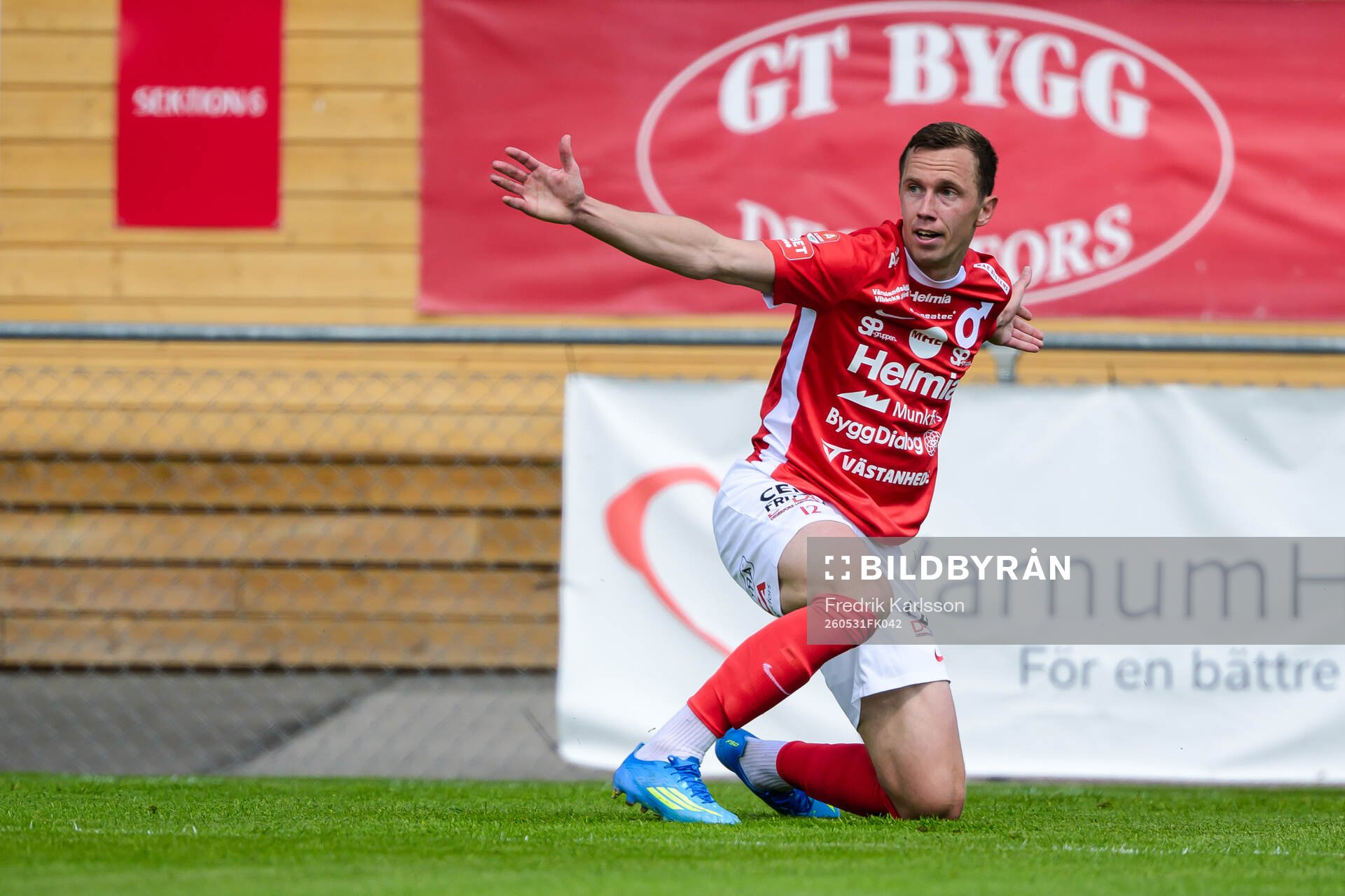 Degerfors Erik Lindell reagerar