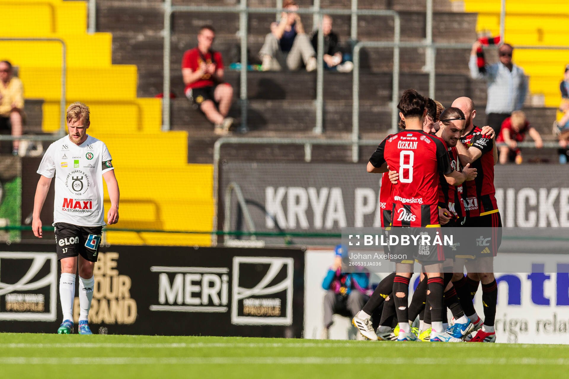 Örebros Kalle Holmberg deppar