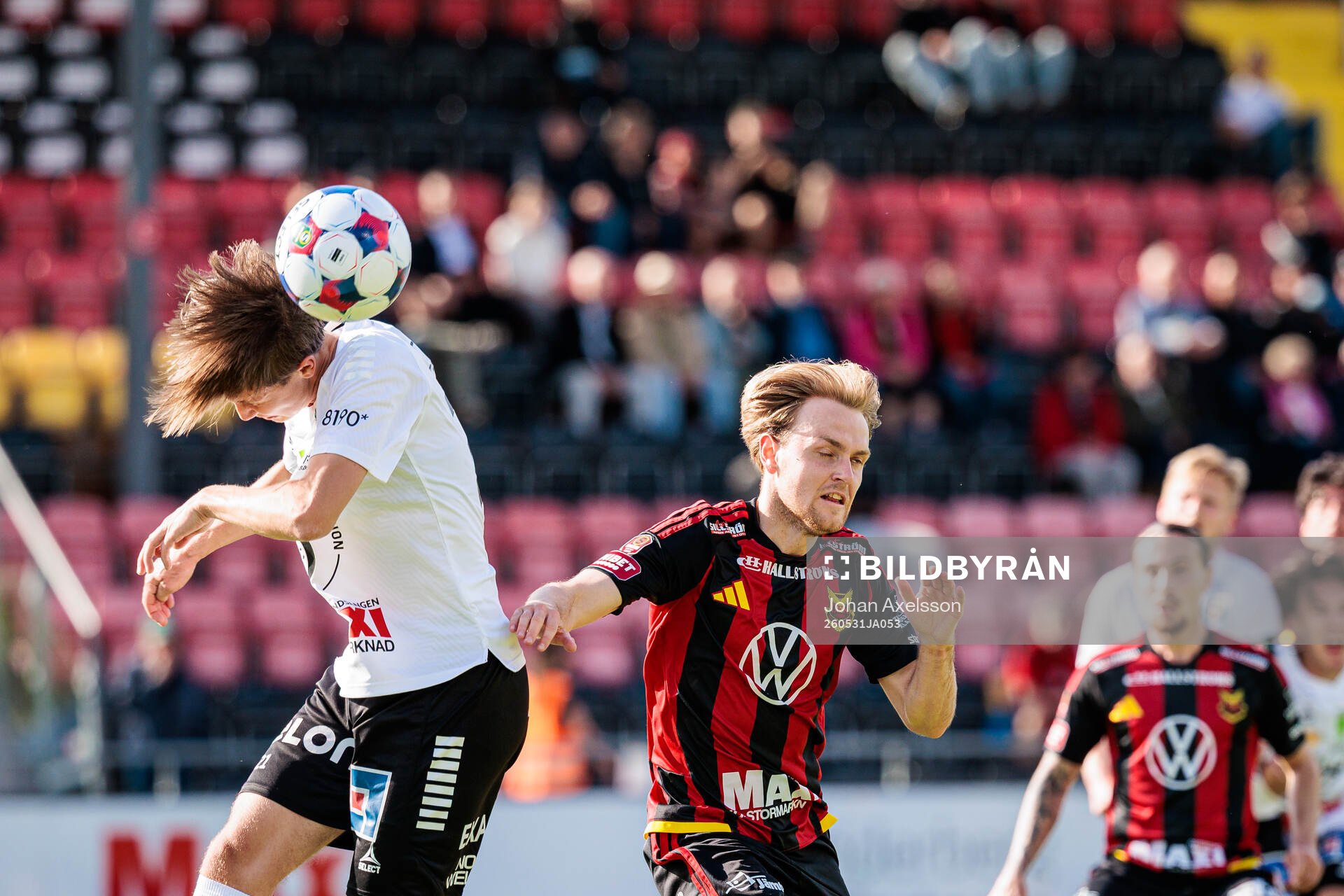 Örebros Fabian Wahlström och Östersunds Simon Marklund