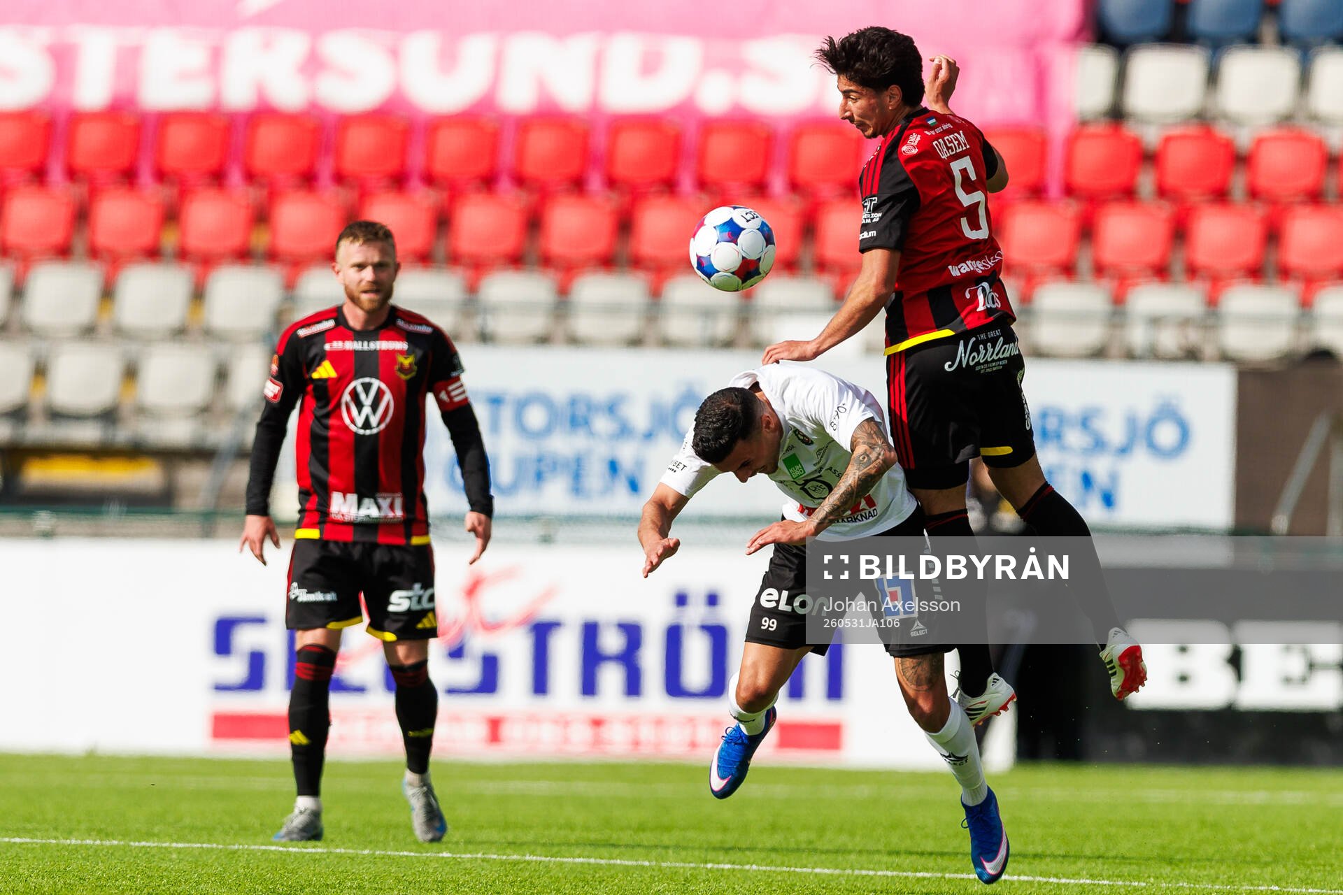 Örebros Ahmed Yasin oh Östersunds Abdulla Abodi Qasem