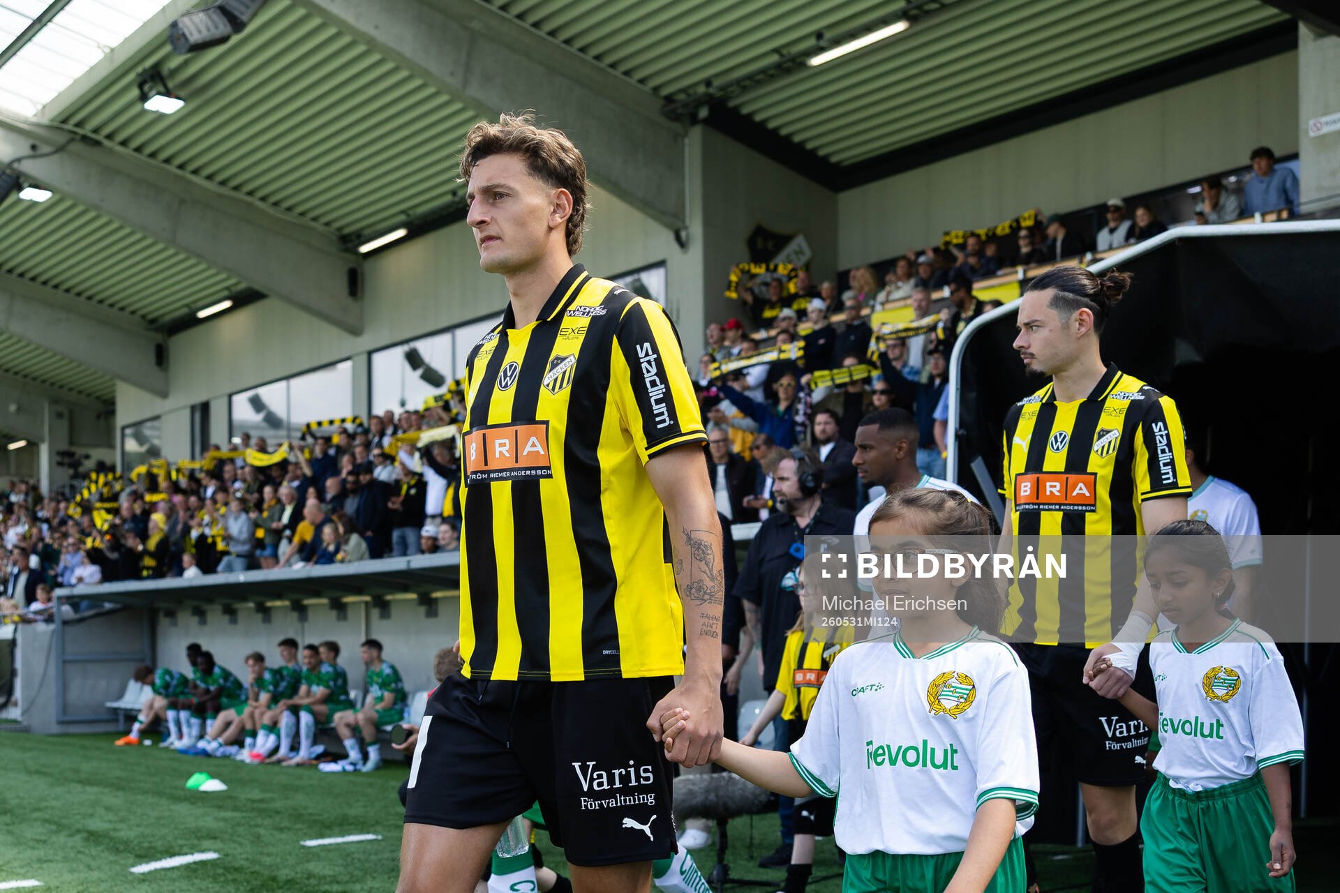 Häckens Silas Andersen och Amor Layouni