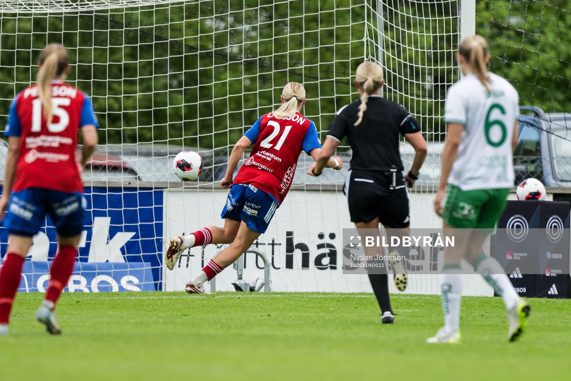 Vittsjös Milla Larsson gör 1-1