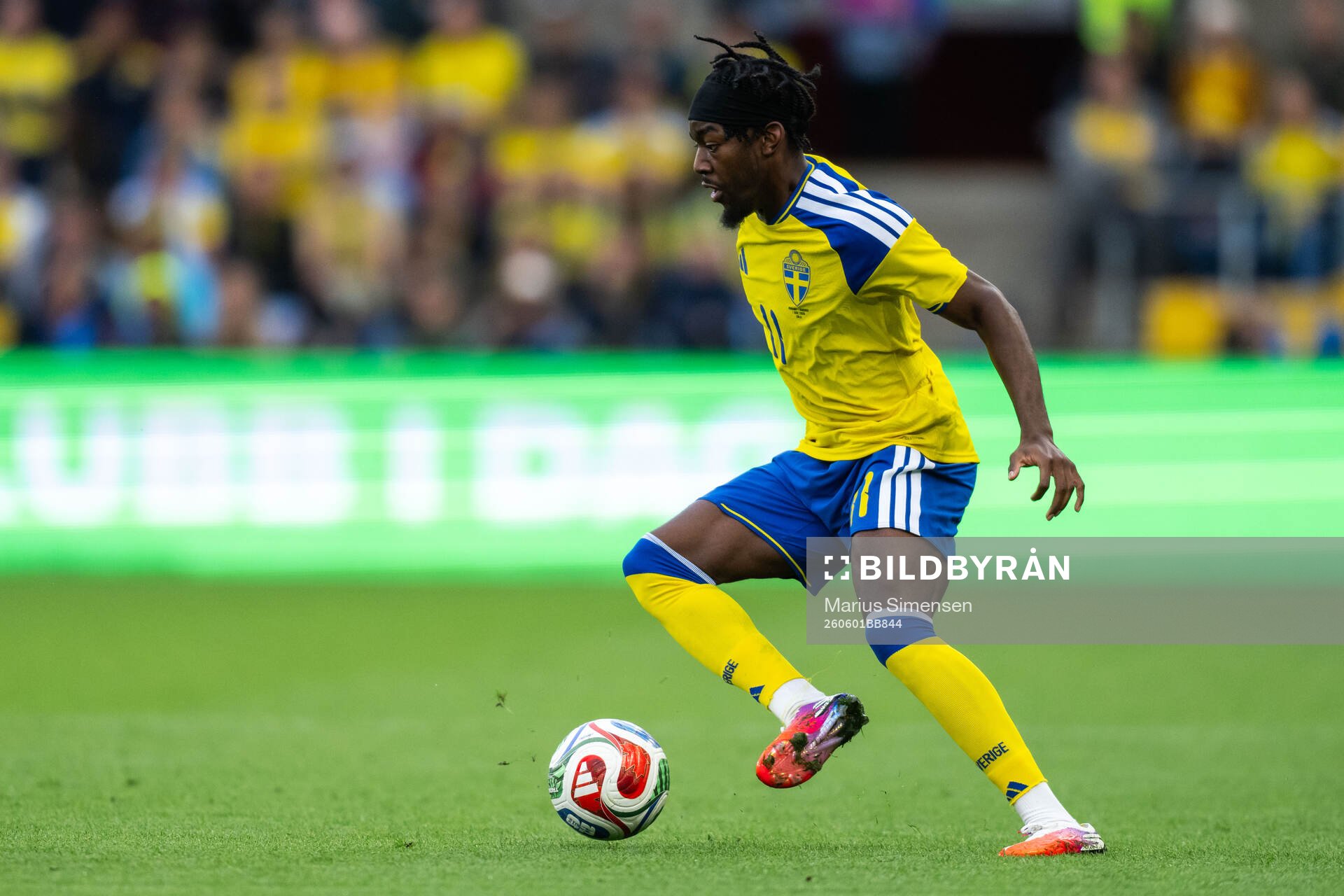 Anthony Elanga of Sweden