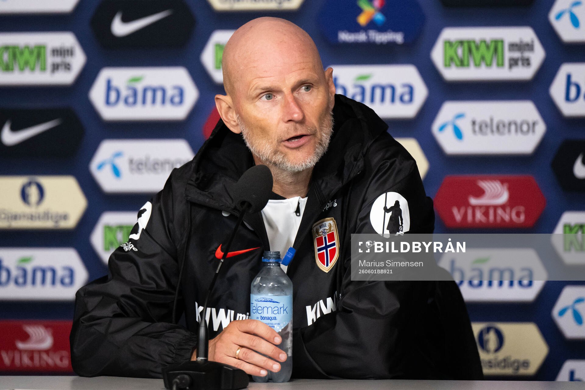 Head coach Ståle Solbakken of Norway