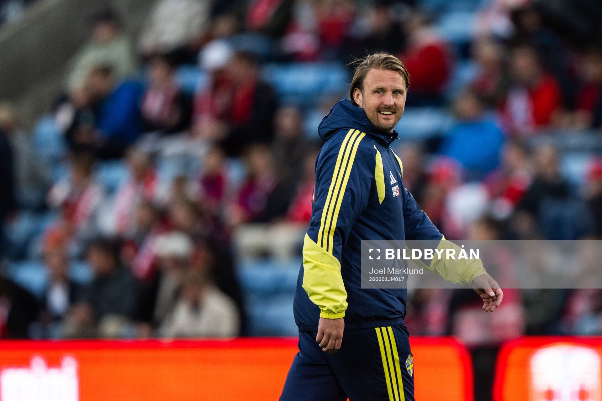 Assistant coach Björn Hamberg of Sweden