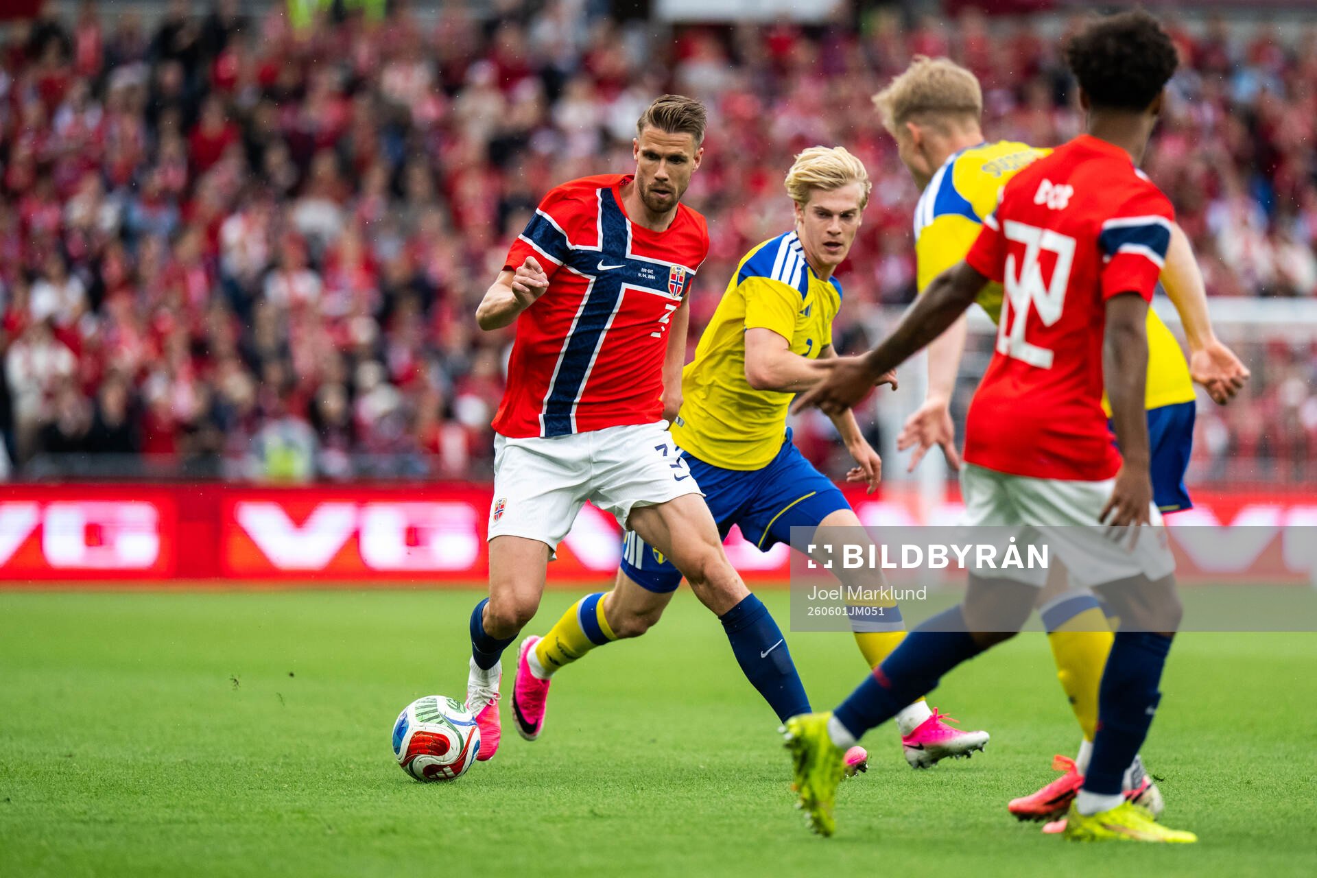 Kristoffer Ajer of Norway and Lucas Bergvall of Sweden