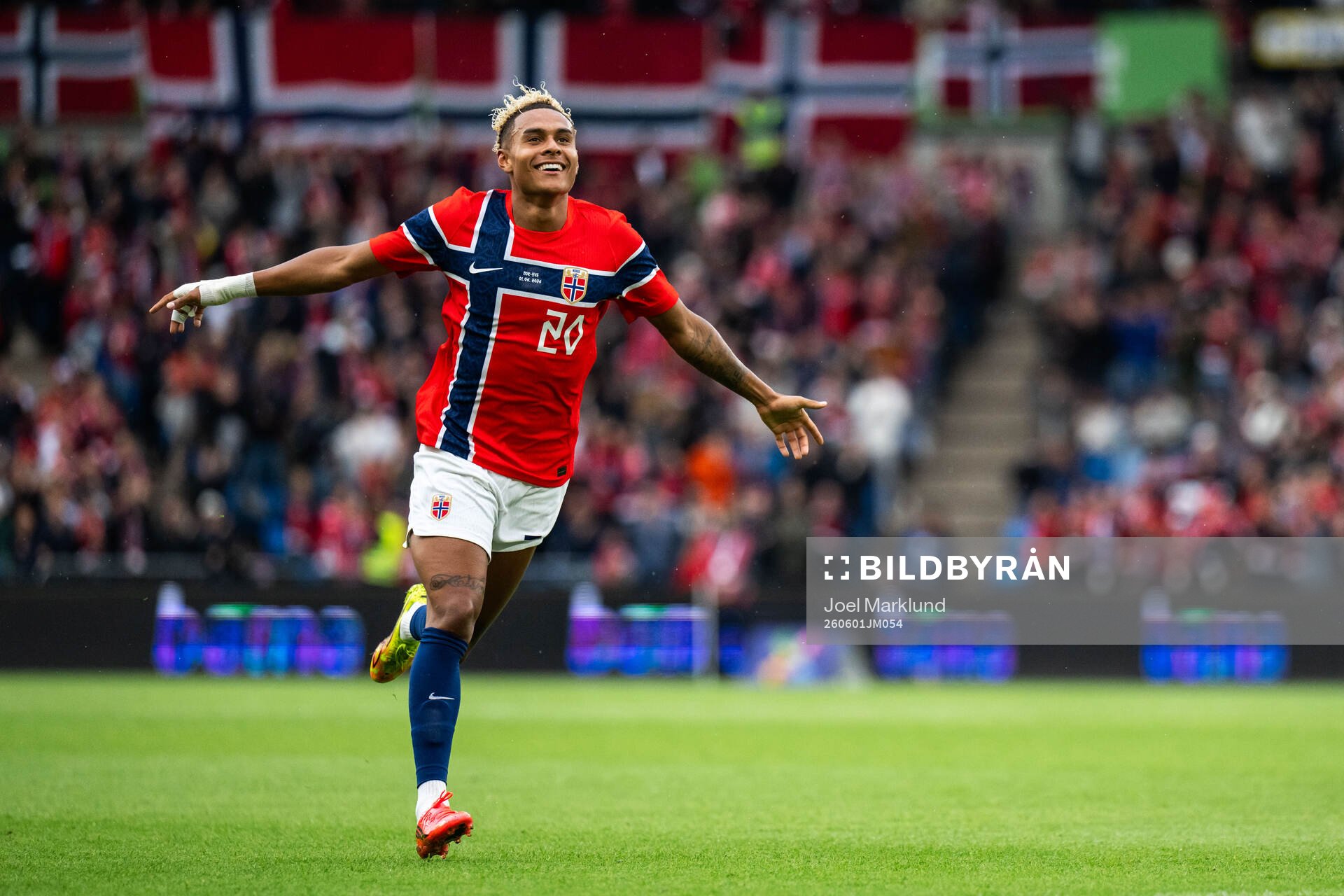 Antonio Nusa of Norway celebrates