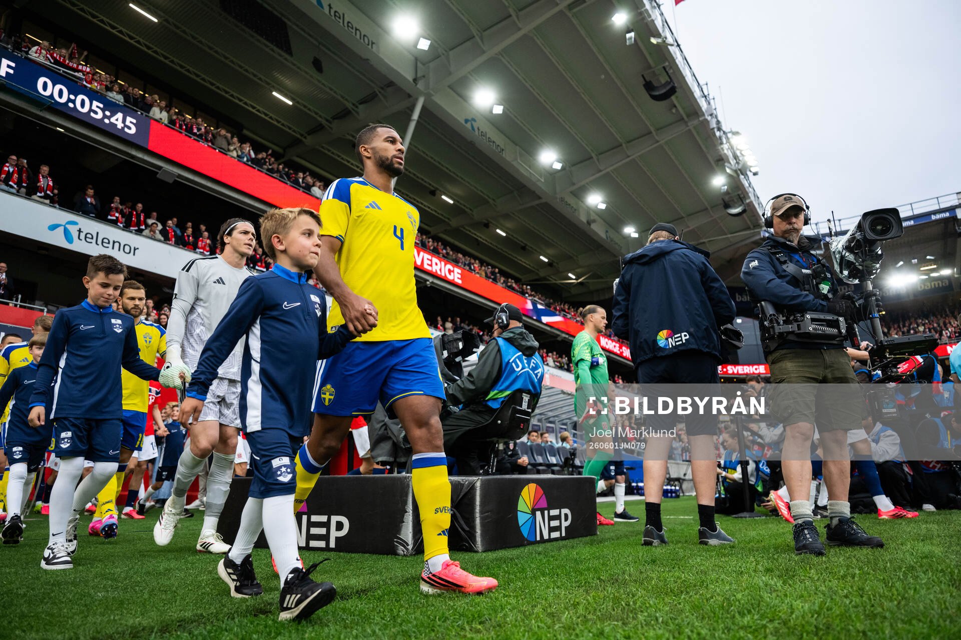 Goalkeeper Jacob Widell Zetterström and Isak Hien of Sweden