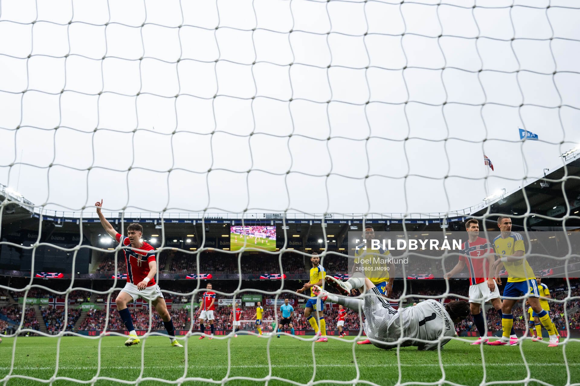 Jørgen Strand Larsen of Norway celebrates