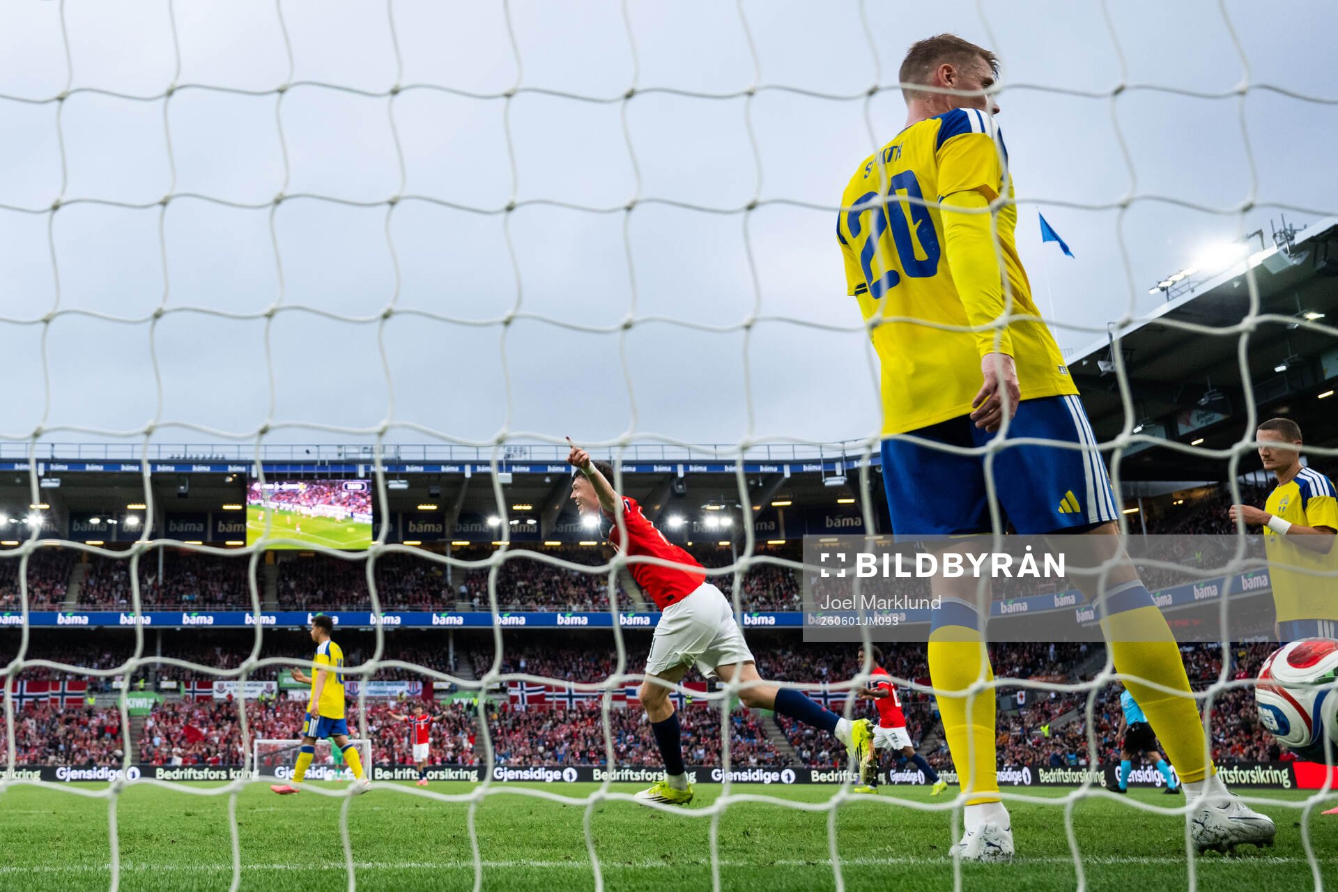 Jørgen Strand Larsen of Norway celebrates