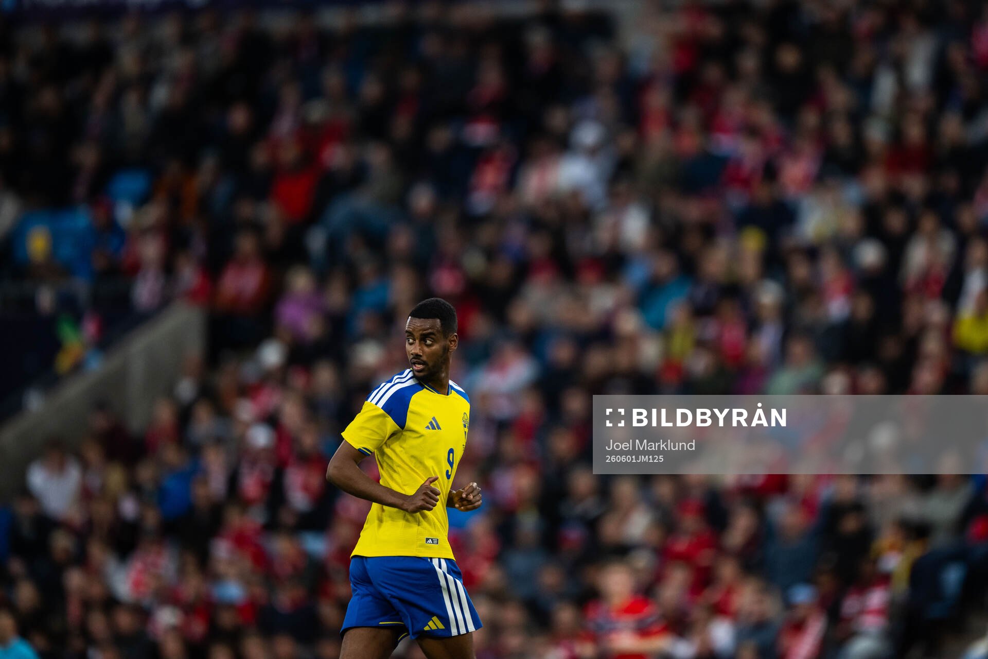 Alexander Isak of Sweden uring the international friendly