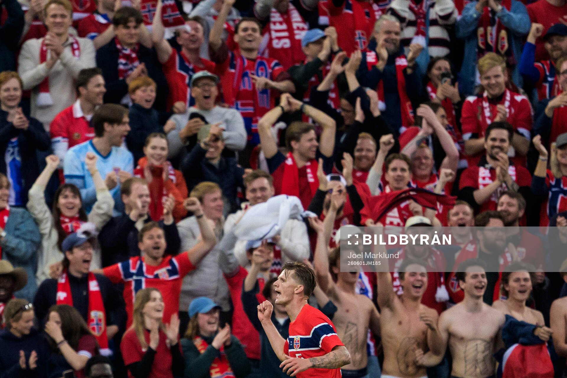 David Møller Wolfe of Norway celebrates