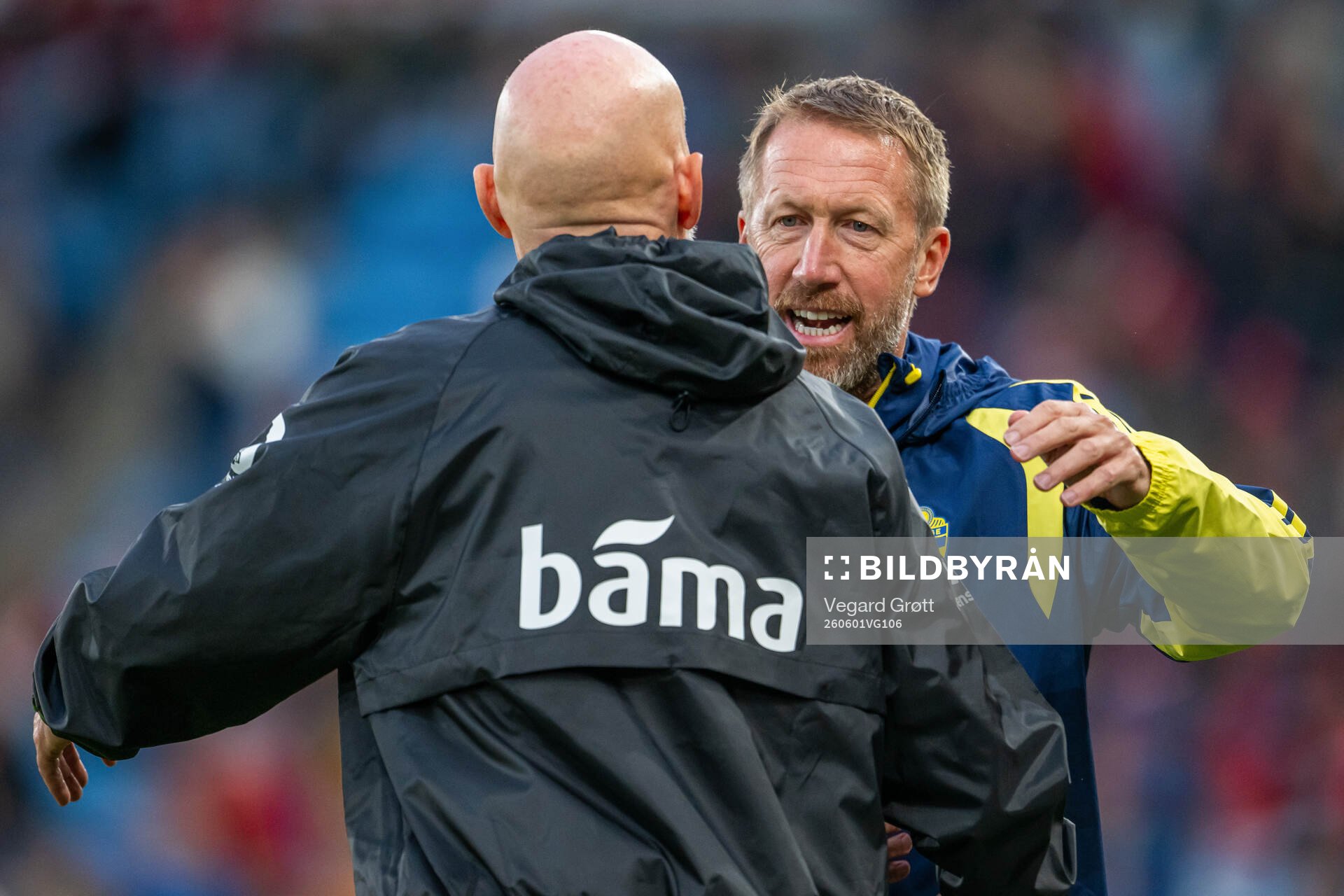 Head coach Ståle Solbakken of Norway and head coach Graham