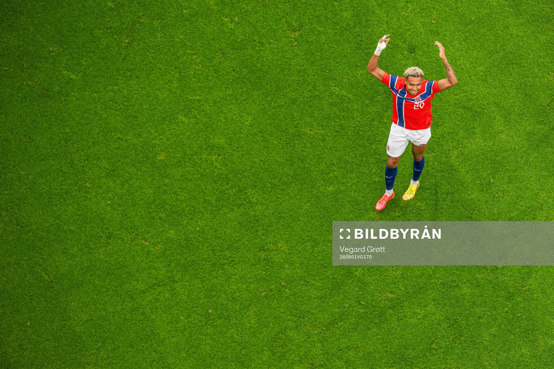 Antonio Nusa of Norway celebrates