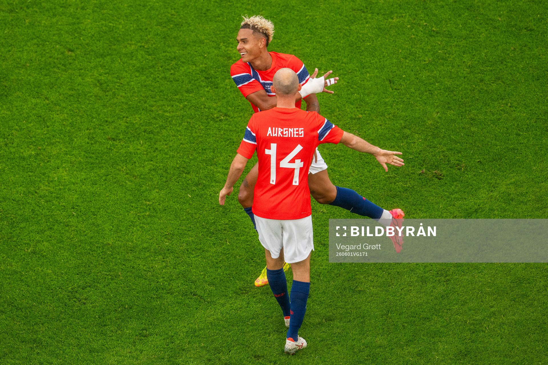 Antonio Nusa of Norway celebrates with teammate Fredrik
