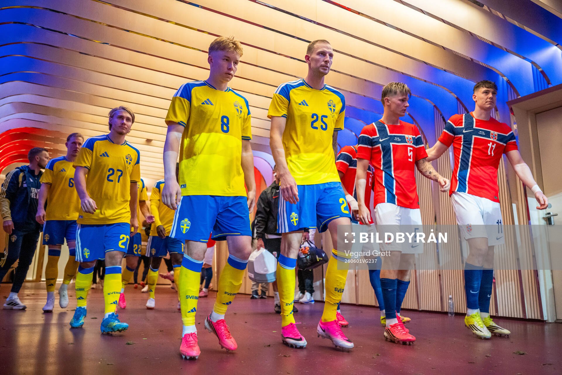 Daniel Svensson and Gustaf Nilsson of Sweden at half-time