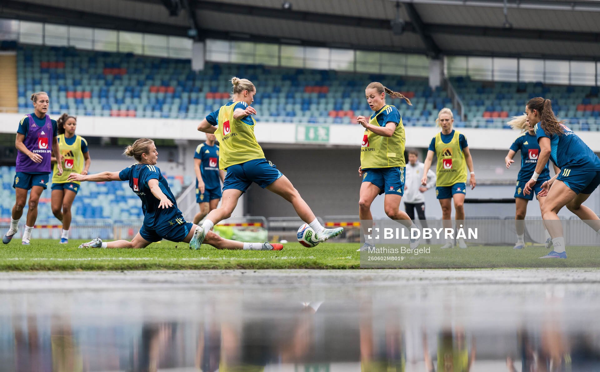 Beata Olsson, Hanna Lundkvist and Anna Anvegård of the