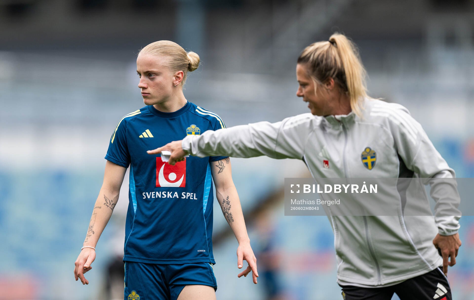 Anna Sandberg and assistant coach Johanna Almgren of the