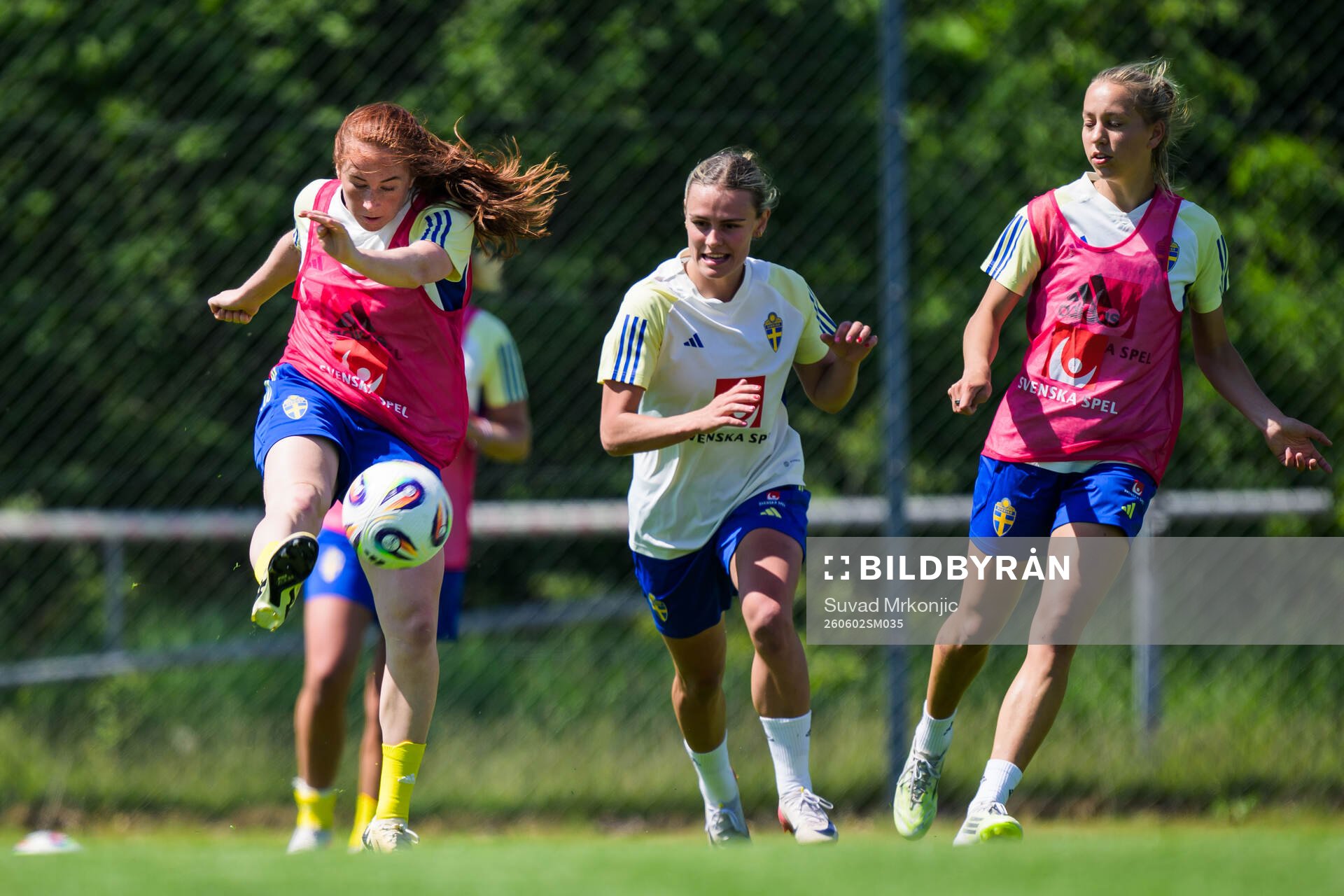 Ella Reidy and Maja Bodin of the Swedish women's under-23