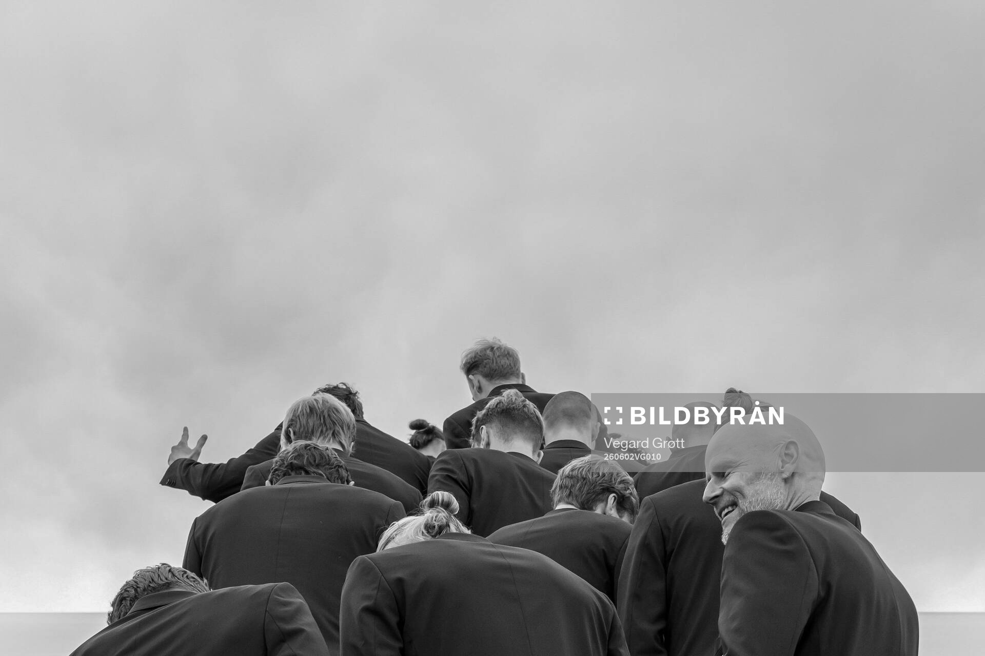 Head coach Ståle Solbakken and players of the Norwegian
