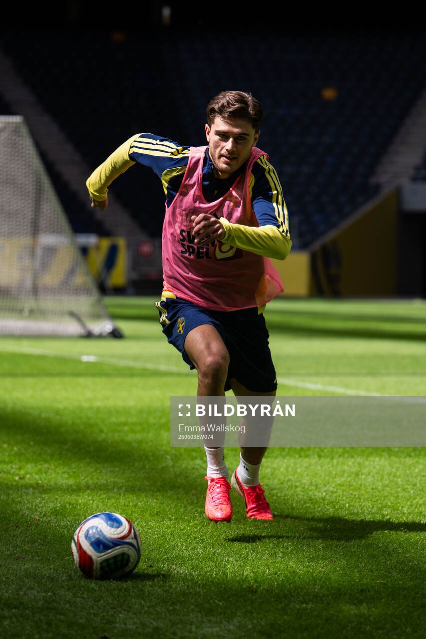 Besfort Zeneli of the Swedish national football team at a