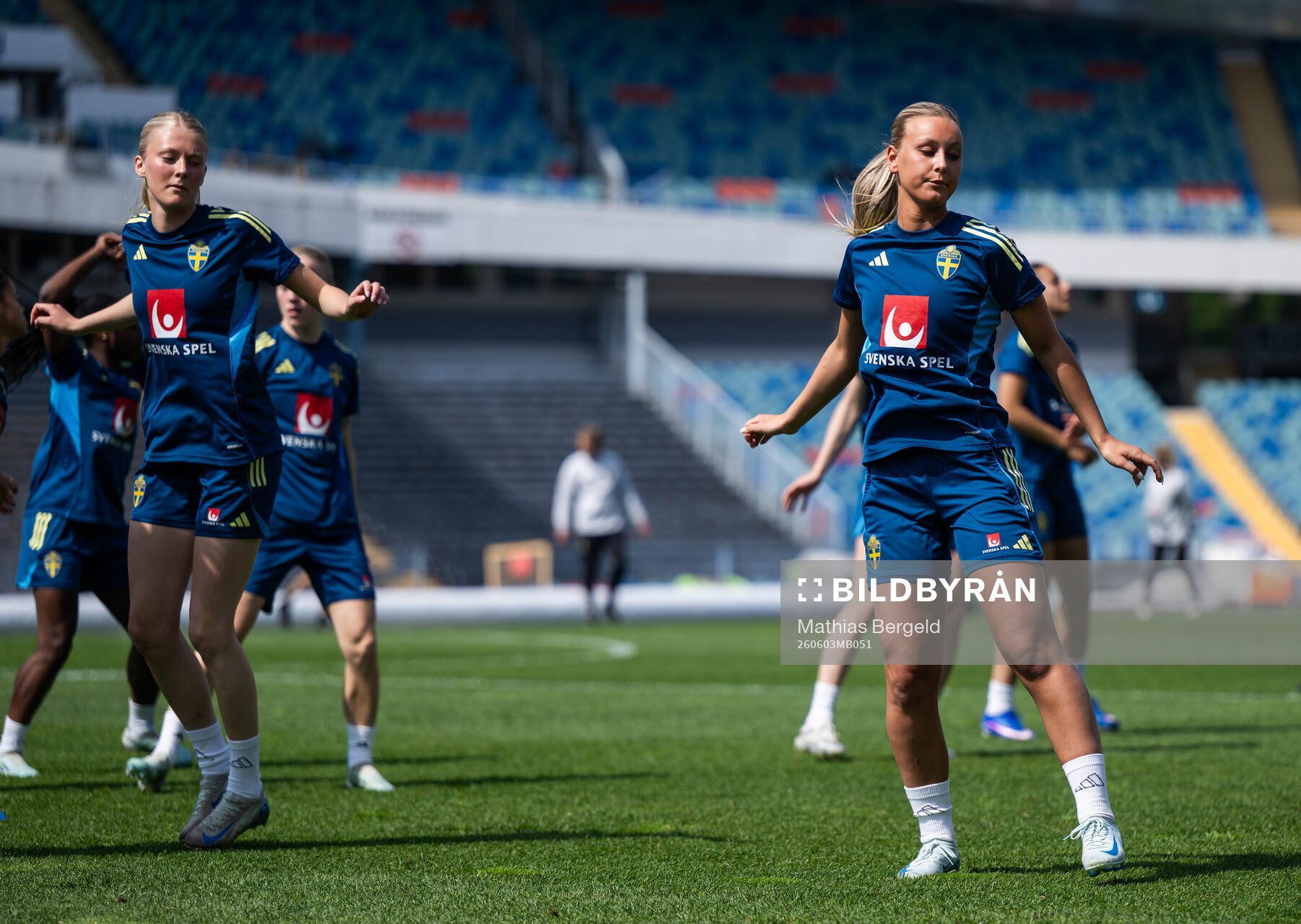 Filippa Andersson and Wilma Lantz of IFK Göteborg at a