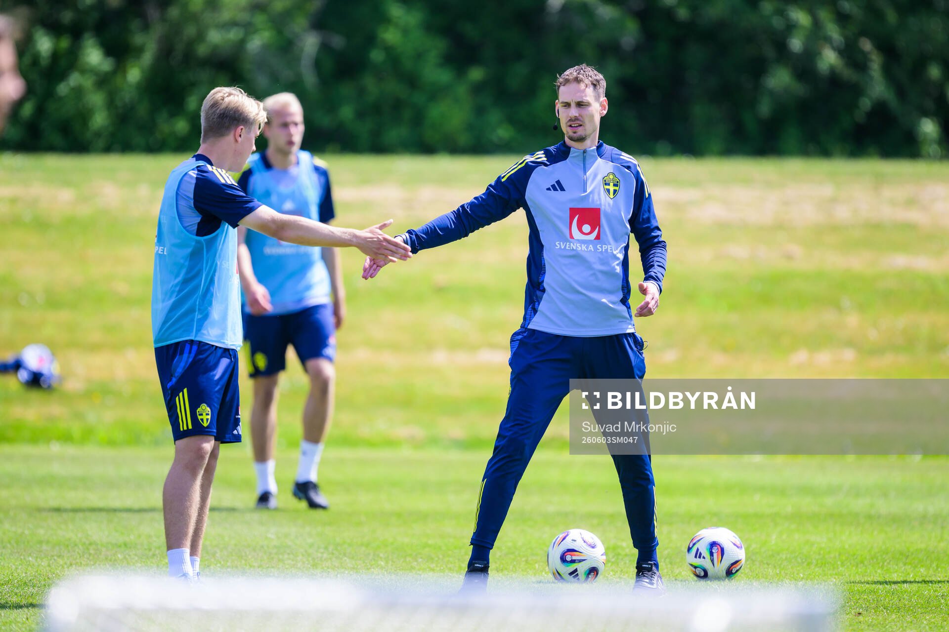 Head coach head Daniel Bäckström of the Swedish under-21
