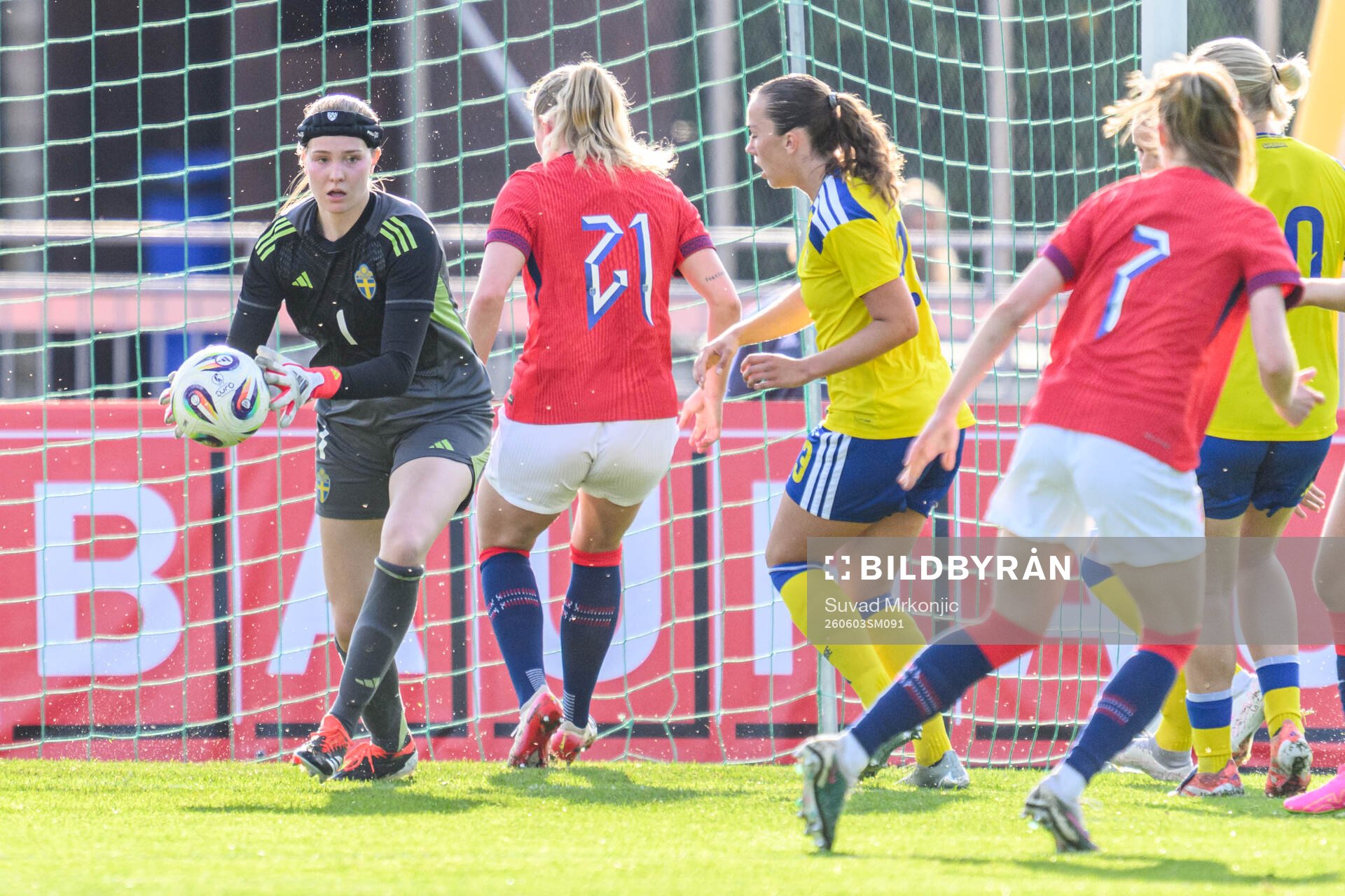 Goalkeeper Elvira Björklund of Sweden and Iris Omarsdottir