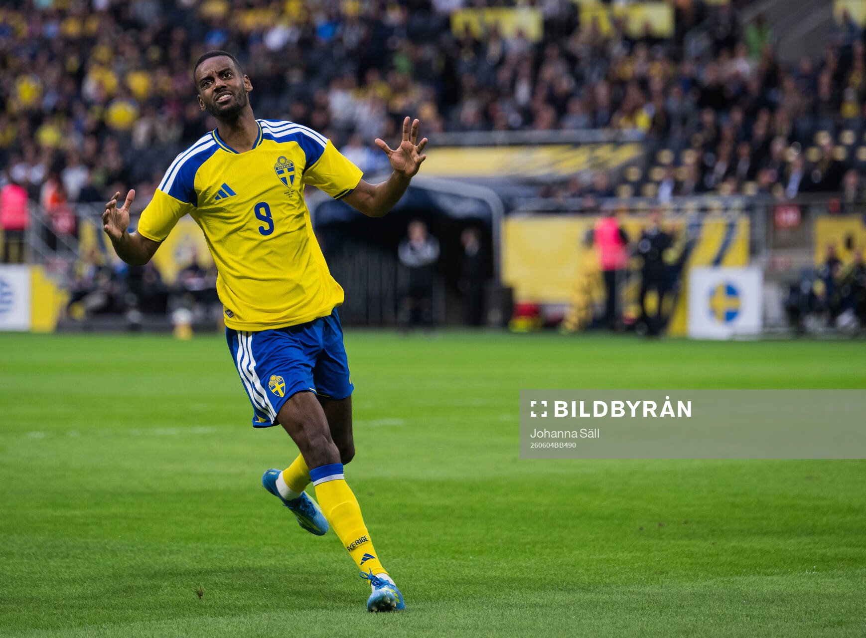 Alexander Isak of Sweden looks dejected