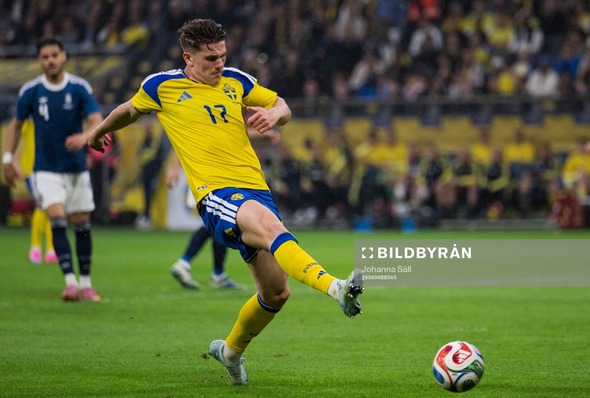 Viktor Gyökeres of Sweden