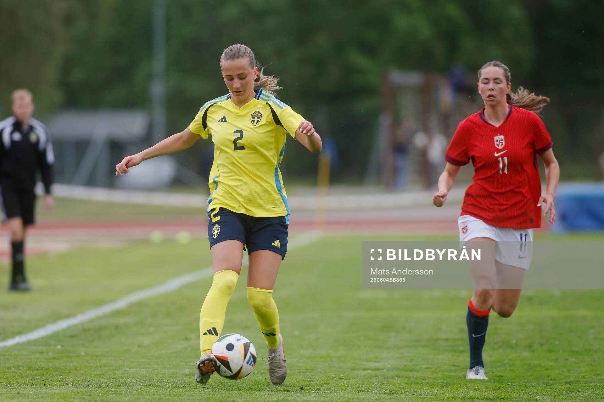 Angelina Klingberg of Sweden and Julie Steen of Norge