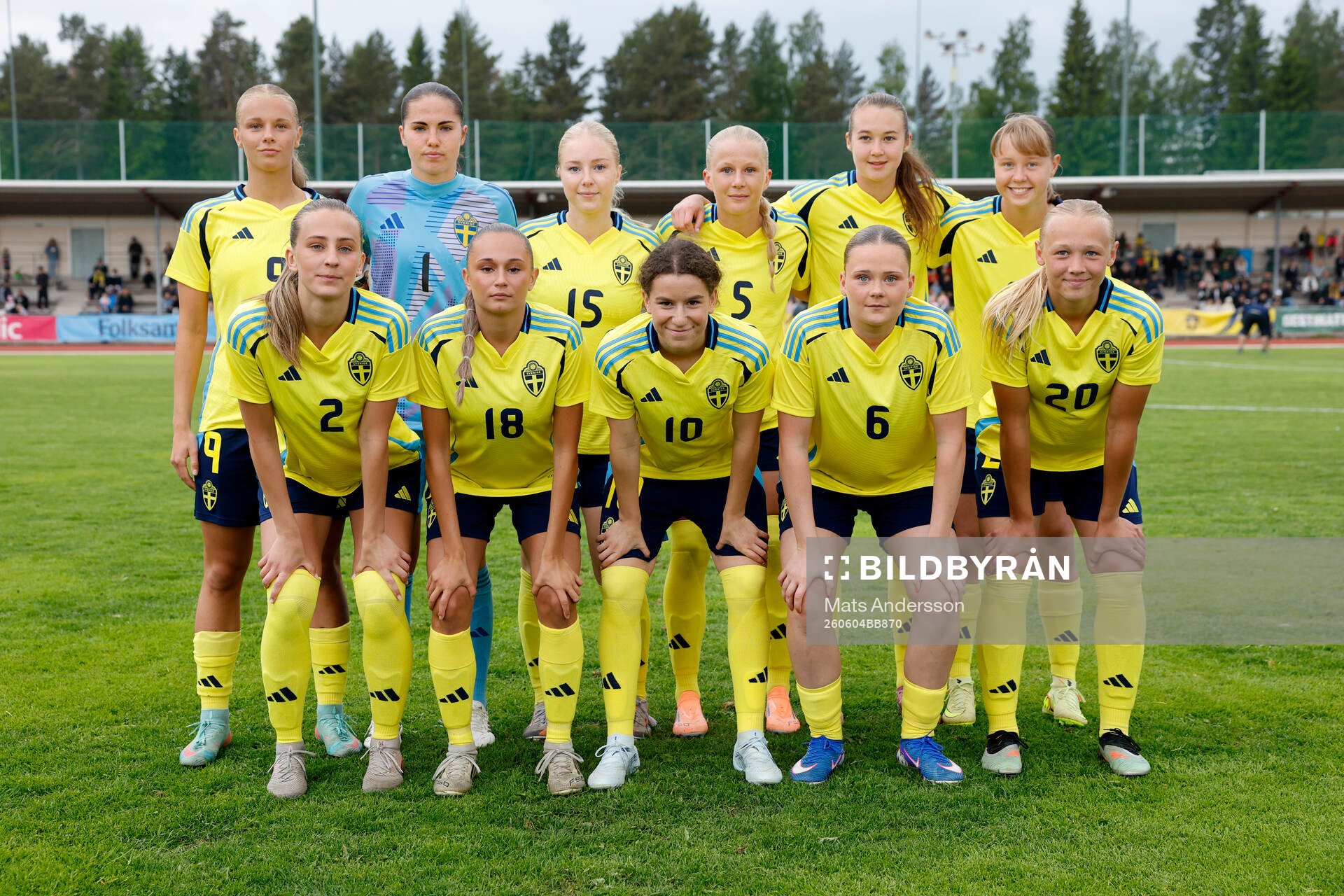 Mollie Josefsson, Emilia Redzter, Lia Törnström, Rebecca