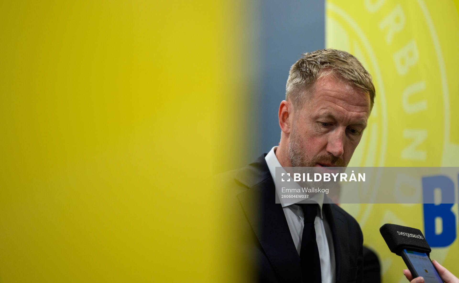 Head coach Graham Potter of Sweden is interviewed