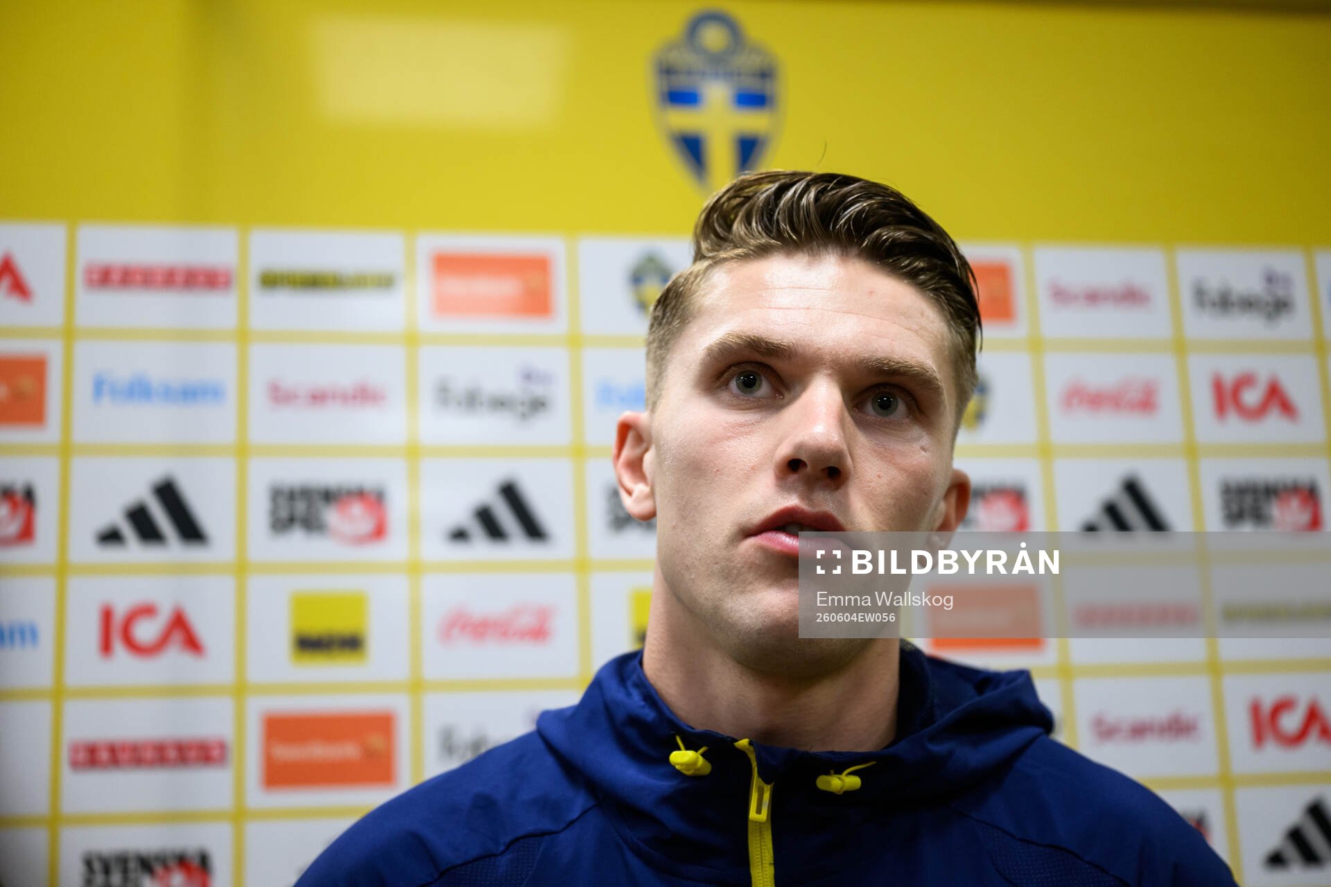 Viktor Gyökeres of Sweden is interviewed