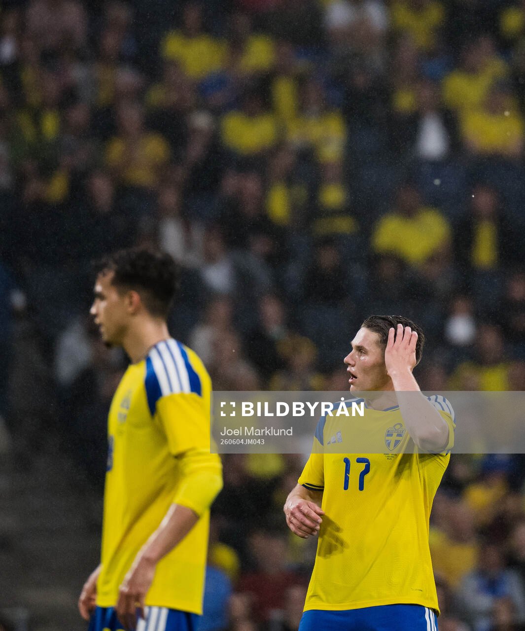 Yasin Ayari and Viktor Gyökeres of Sweden