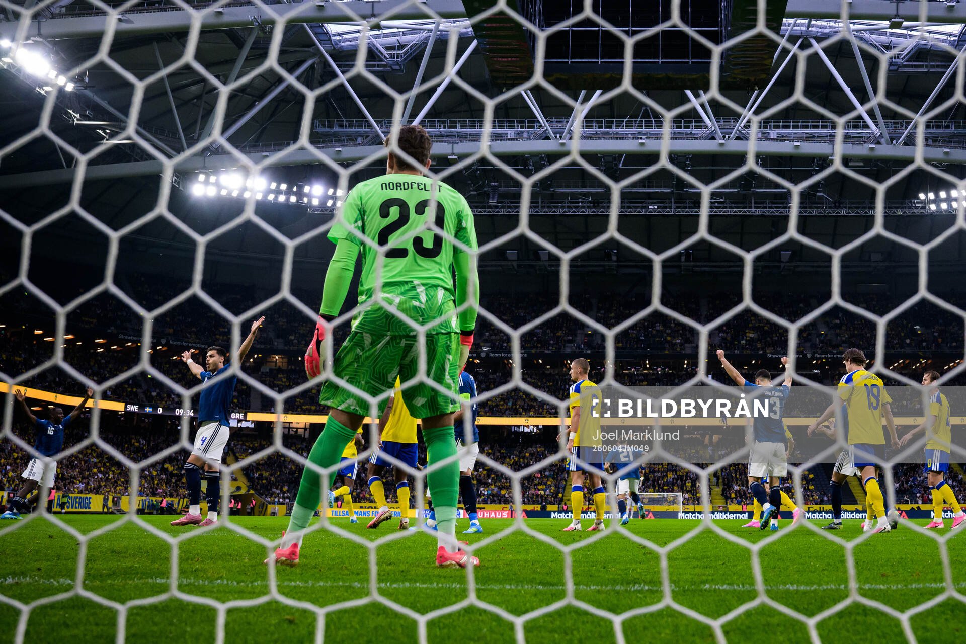 Ntinos Mavropanos of Greece celebrates the 0-1 goal behind