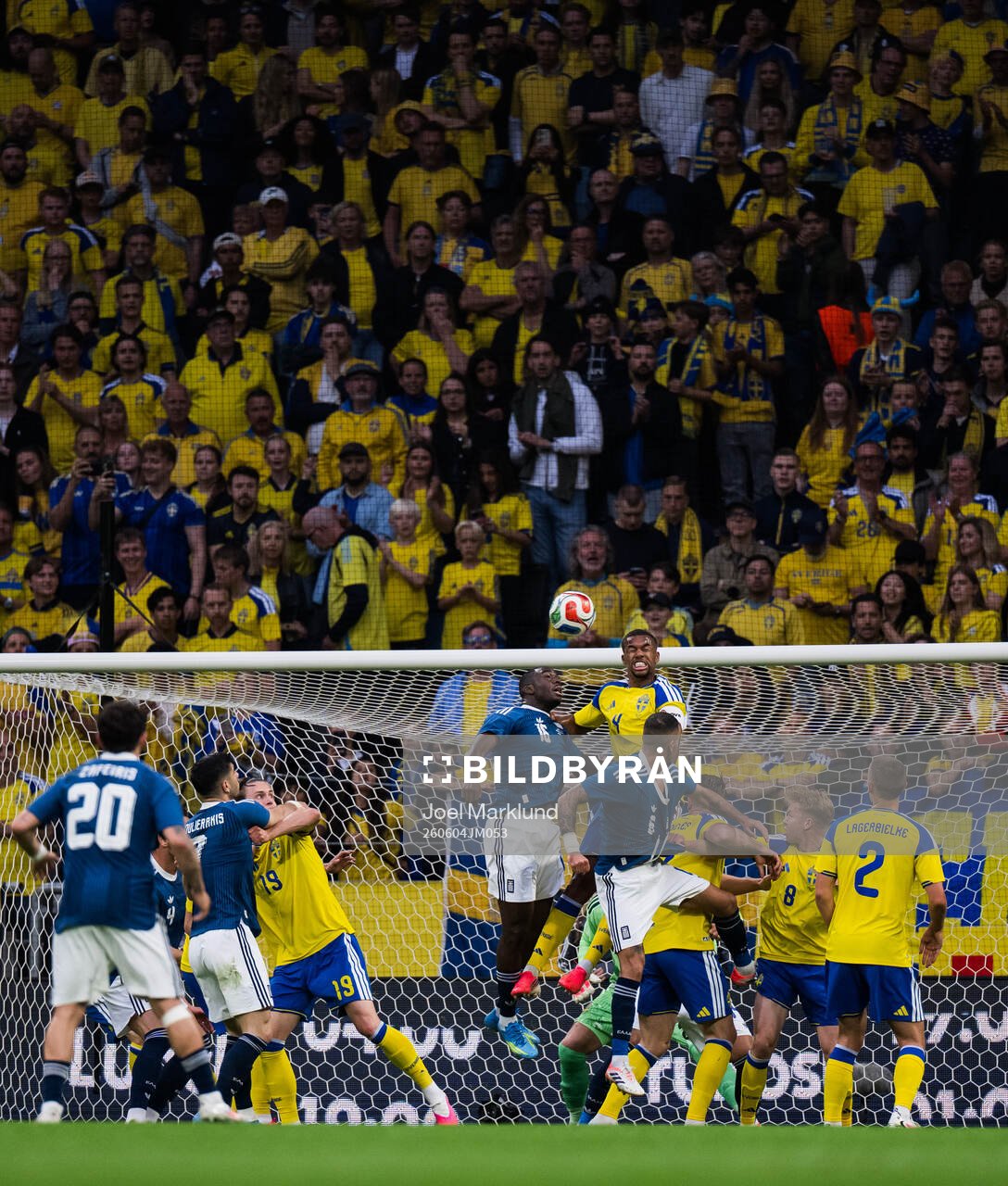 Andreas Tetteh of Greece and Isak Hien of Sweden