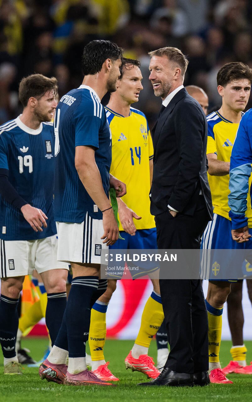 Ntinos Mavropanos of Greece and Head coach Graham Potter of