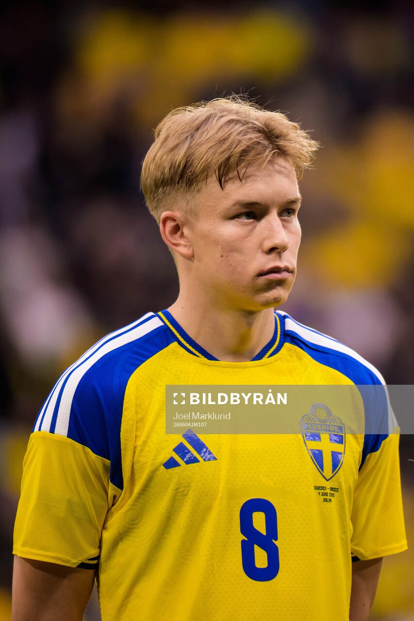 Daniel Svensson of Sweden