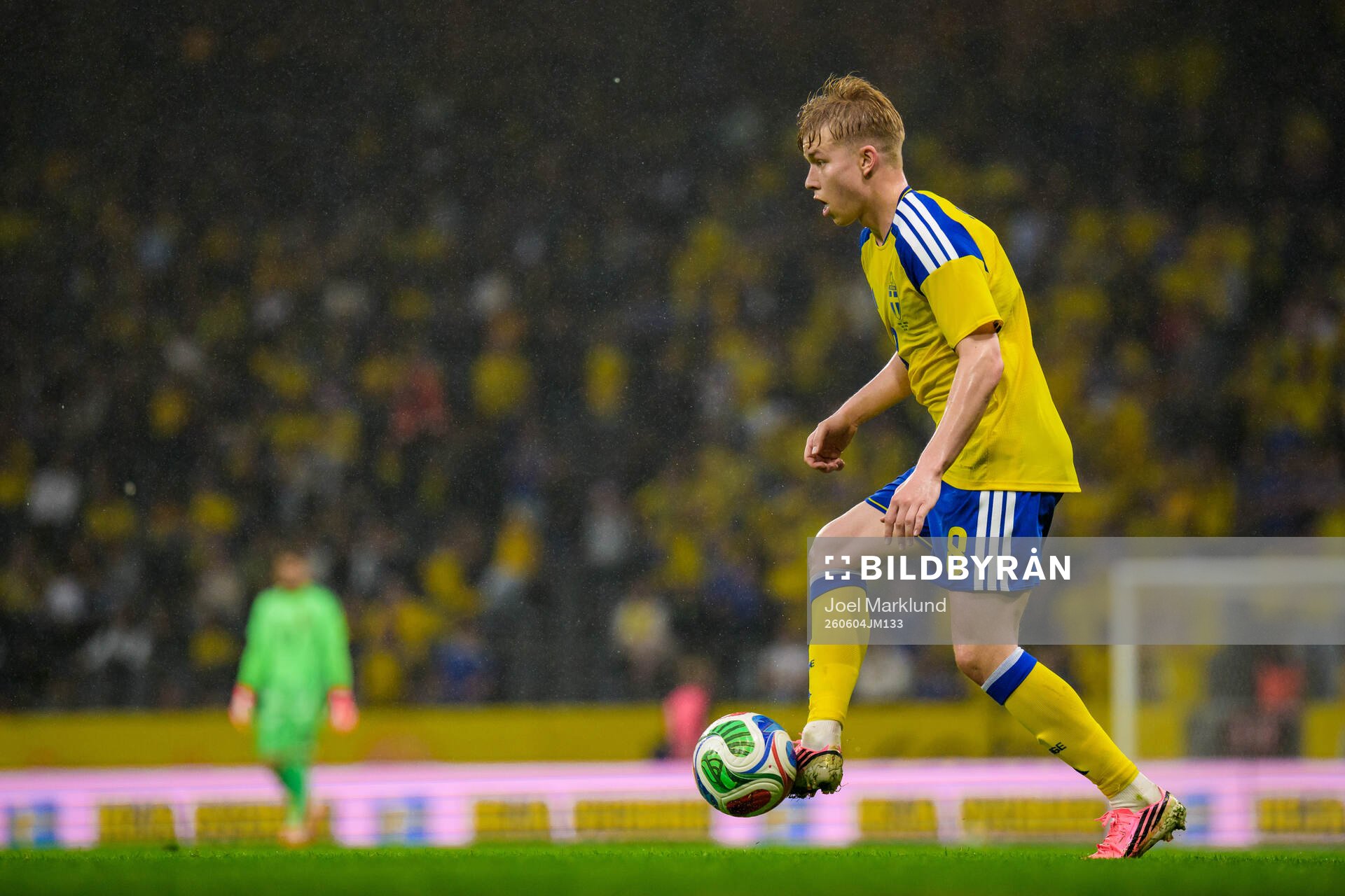Daniel Svensson of Sweden