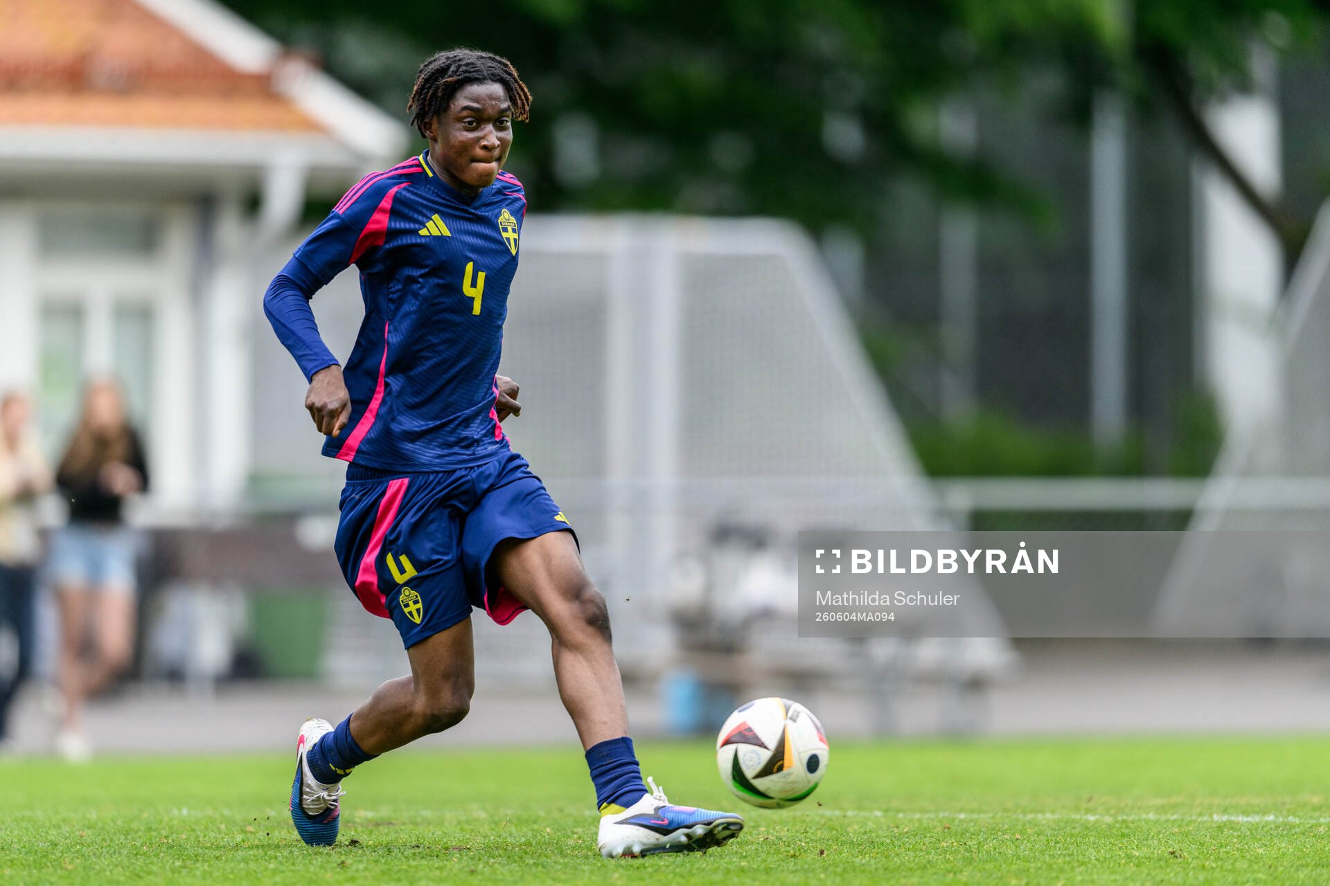 Warren Ngana